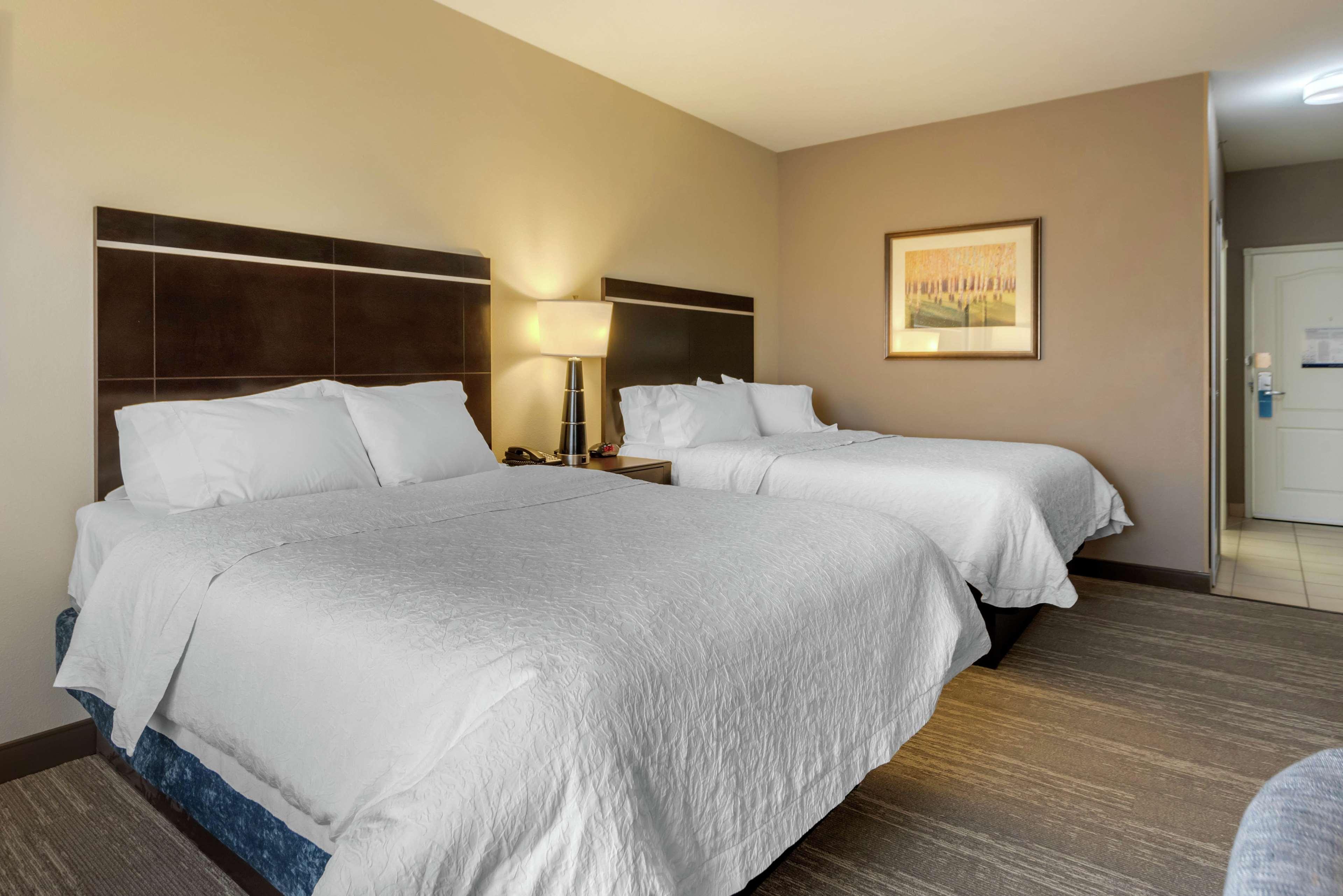 Hampton Hotel 3*