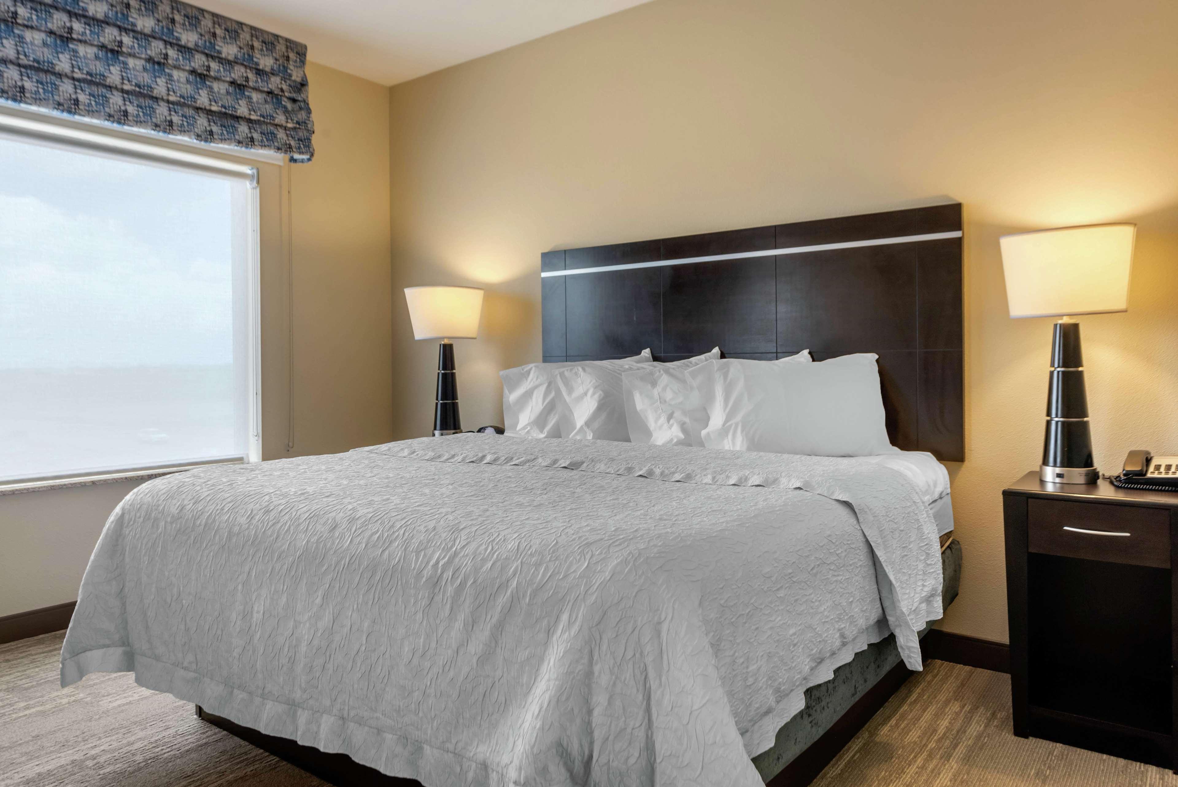 Hotel Hampton 3*