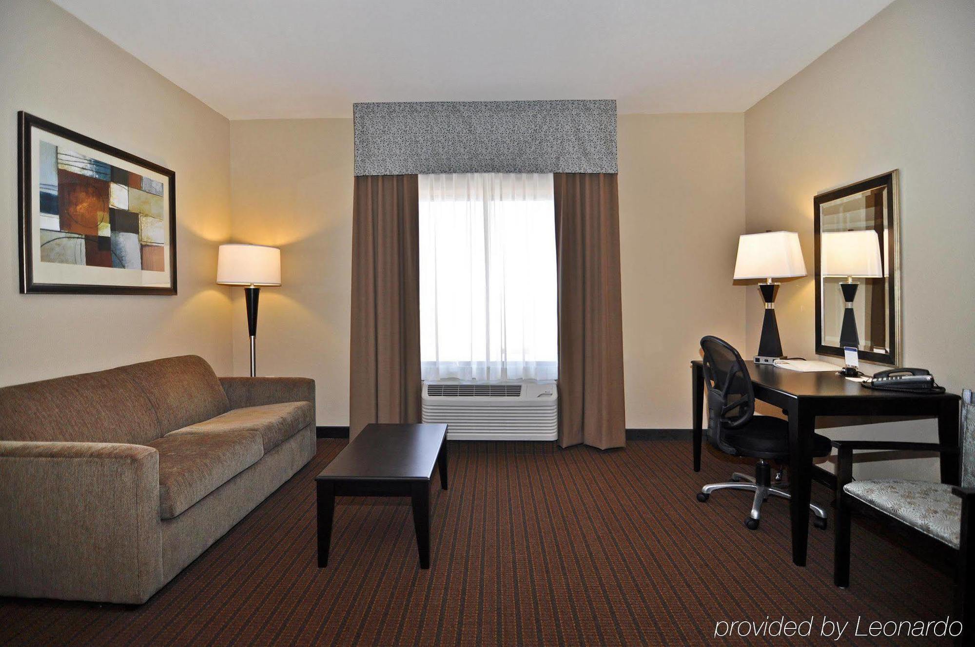 Hampton Hotel